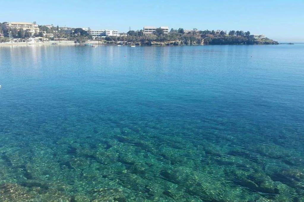 Lenico Beachfront Suites Agia Pelagia  Exterior foto