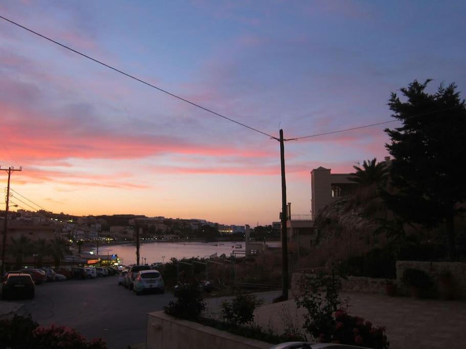 Lenico Beachfront Suites Agia Pelagia  Exterior foto